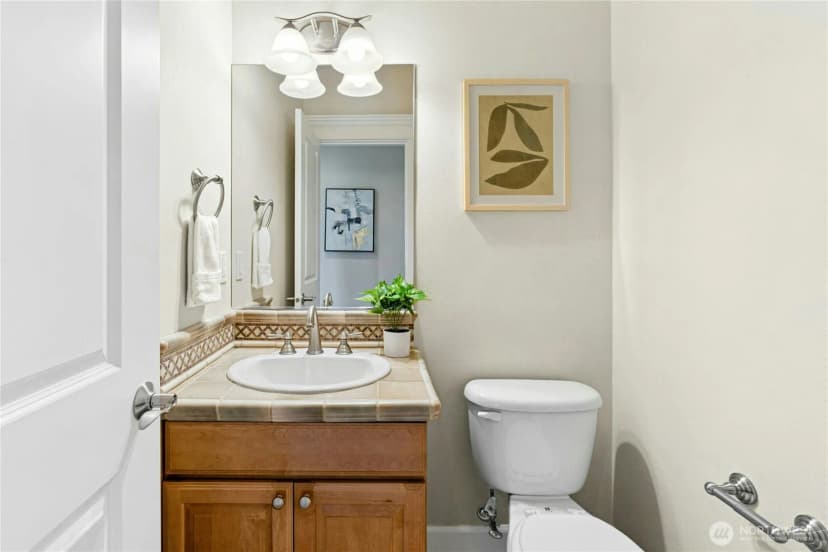 Property photo for 2300 Ne Park Drive, Issaquah photo 16