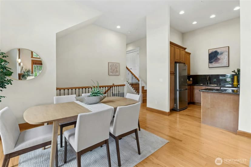 Property photo for 2300 Ne Park Drive, Issaquah photo 13