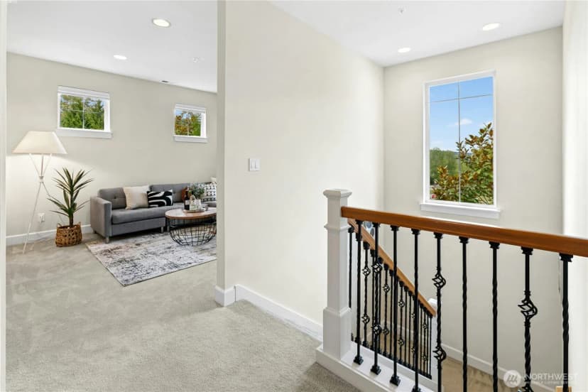 Property photo for 2300 Ne Park Drive, Issaquah photo 25