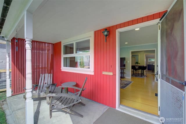 Property photo for 112 Nw 83rd Street, Seattle photo 3