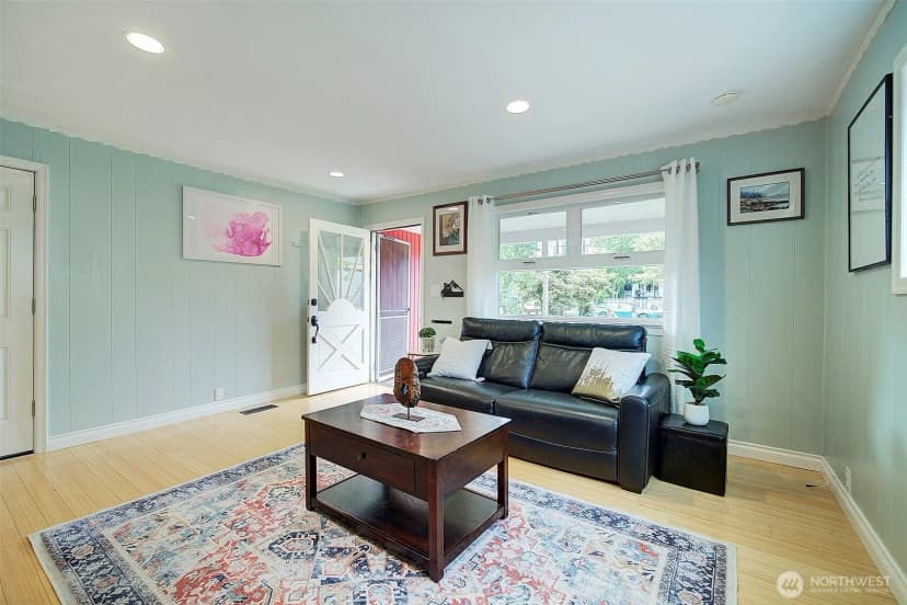 Property photo for 112 Nw 83rd Street, Seattle photo 6