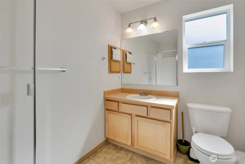 Property photo for 3218 6th Avenue Nw, Olympia photo 13