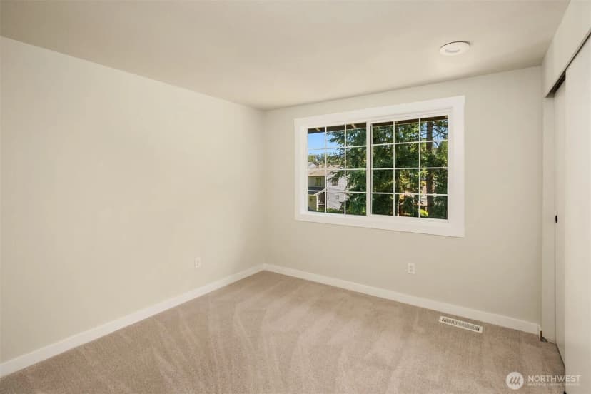 Property photo for 4656 191st Avenue Se, Issaquah photo 17