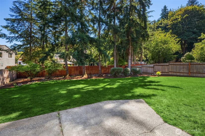 Property photo for 4656 191st Avenue Se, Issaquah photo 31
