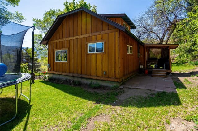 Property photo for 2474 Larsen Ln, Entiat photo 2