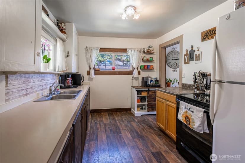 Property photo for 2474 Larsen Ln, Entiat photo 15