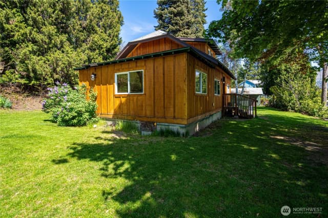 Property photo for 2474 Larsen Ln, Entiat photo 5