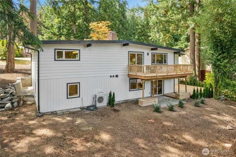 Property photo for 410 Mt. Jupiter Drive Sw, Issaquah photo 31