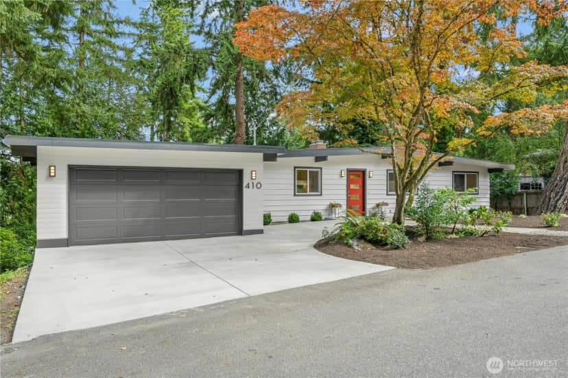 Property photo for 410 Mt. Jupiter Drive Sw, Issaquah photo 2