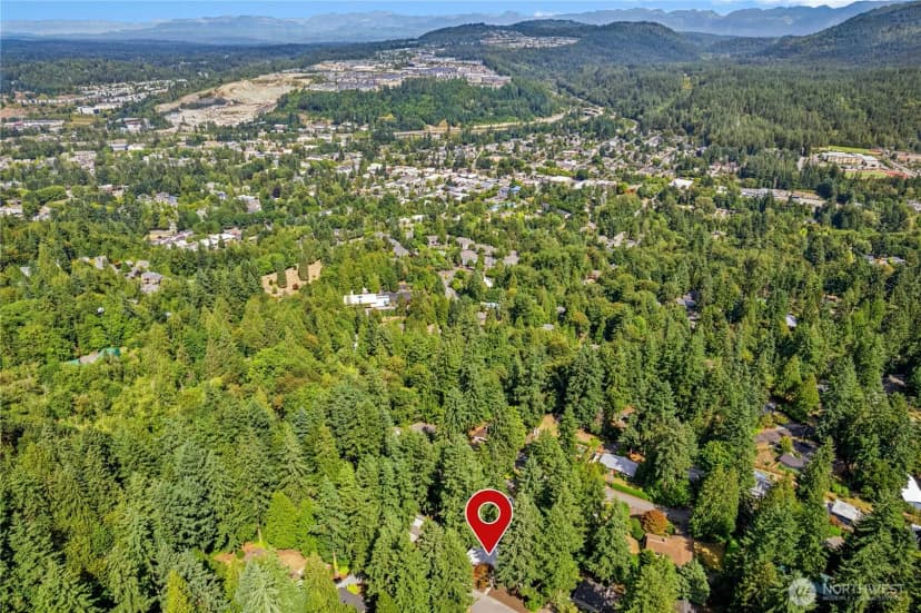 Property photo for 410 Mt. Jupiter Drive Sw, Issaquah photo 34