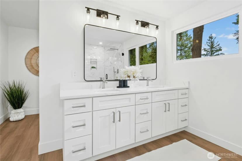 Property photo for 410 Mt. Jupiter Drive Sw, Issaquah photo 19
