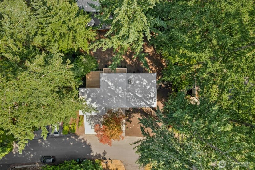 Property photo for 410 Mt. Jupiter Drive Sw, Issaquah photo 33
