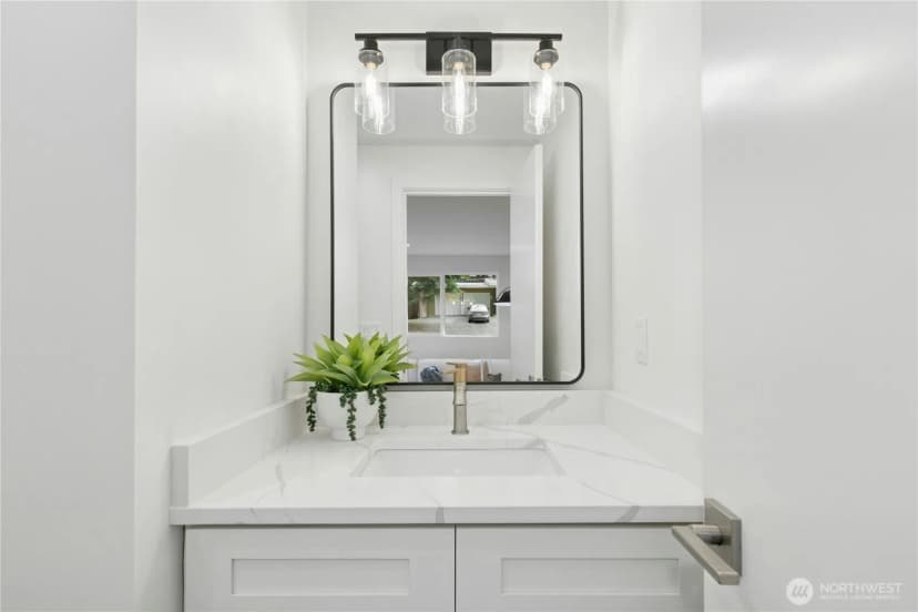 Property photo for 410 Mt. Jupiter Drive Sw, Issaquah photo 15