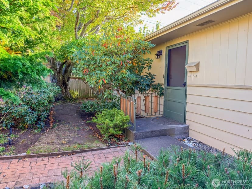 Property photo for 1407 Jefferson Street, Port Townsend photo 3