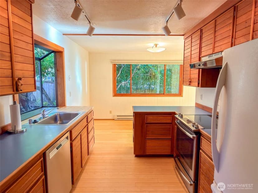 Property photo for 1407 Jefferson Street, Port Townsend photo 12