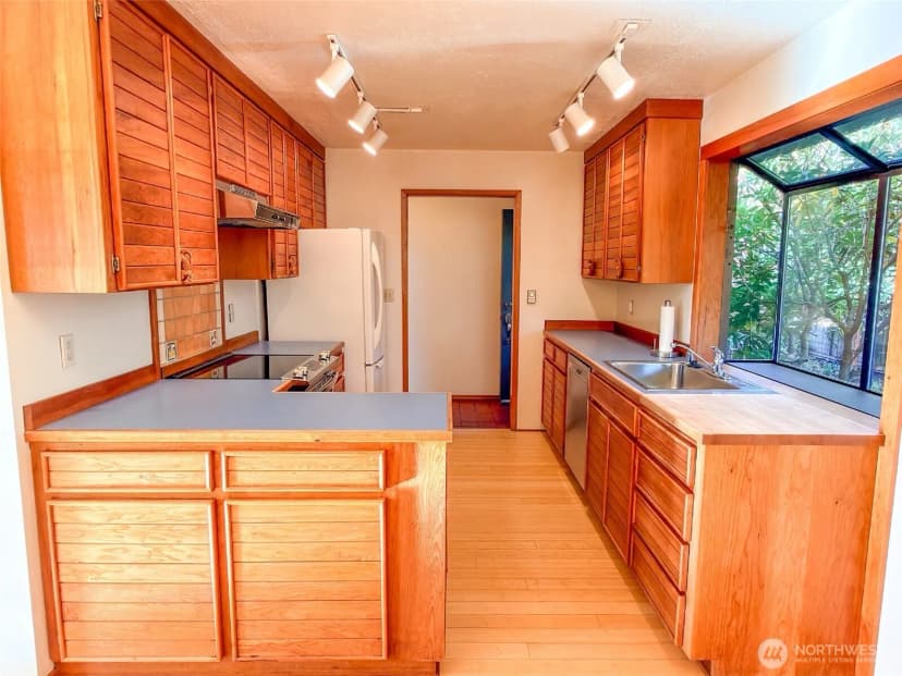 Property photo for 1407 Jefferson Street, Port Townsend photo 13
