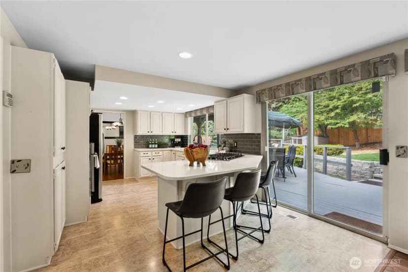 Property photo for 15240 Se 49th Street, Bellevue photo 12