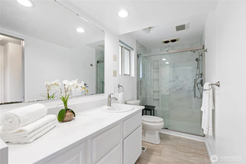 Property photo for 15240 Se 49th Street, Bellevue photo 28