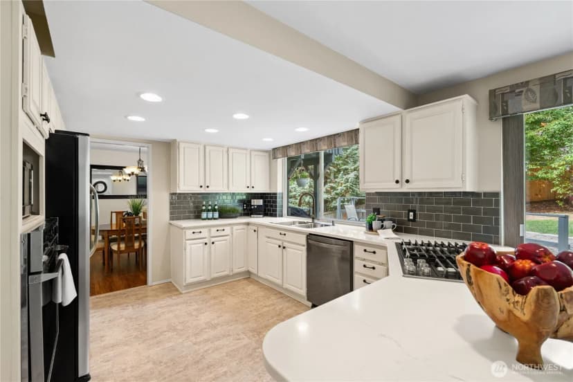 Property photo for 15240 Se 49th Street, Bellevue photo 11