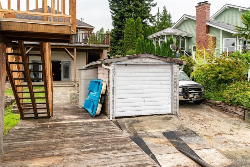 Property photo for 17200 Schuhs Lane, Stanwood photo 28