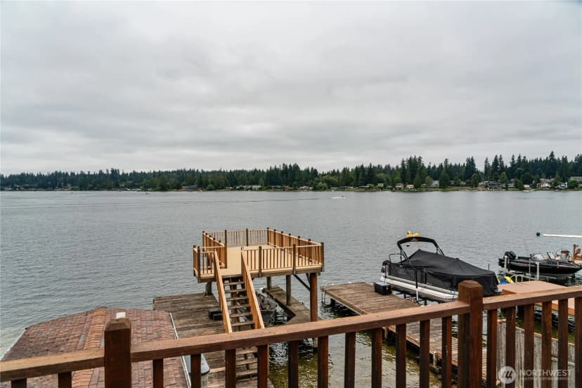 Property photo for 17200 Schuhs Lane, Stanwood photo 25
