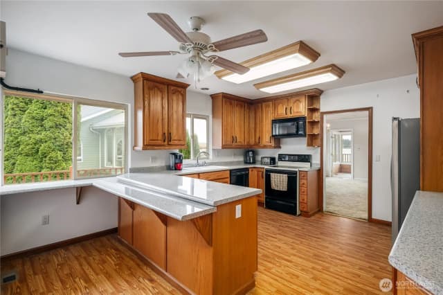 Property photo for 17200 Schuhs Lane, Stanwood photo 4