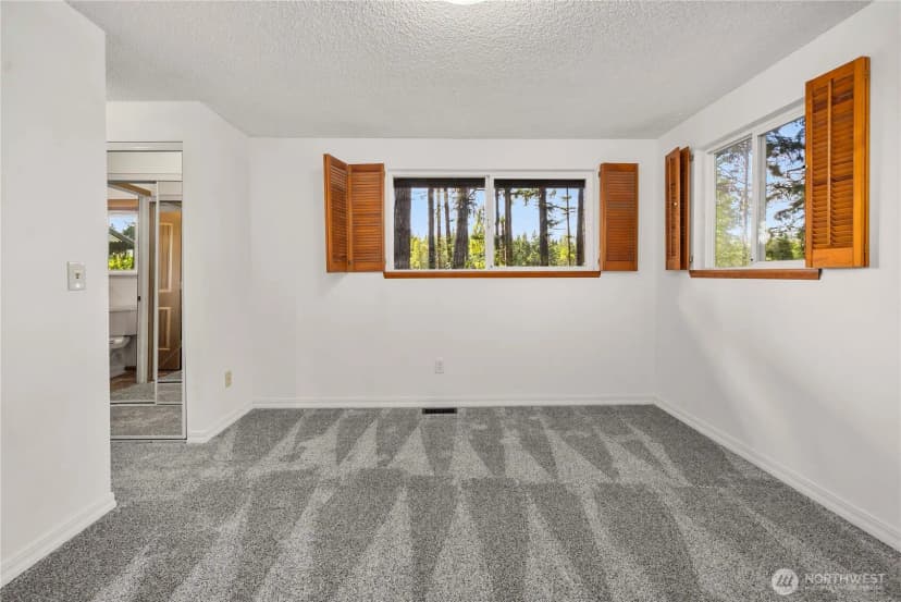 Property photo for 83 Se Mill Creek Ridge Road W, Shelton photo 13