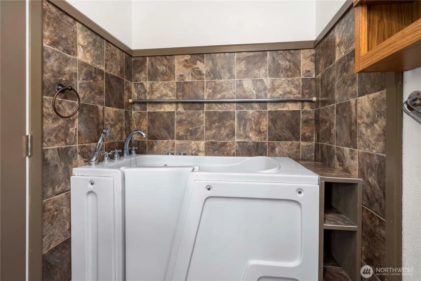 Property photo for 83 Se Mill Creek Ridge Road W, Shelton photo 15