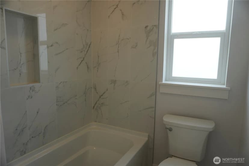 Property photo for 2640 S 146th Street S, Sea Tac photo 33