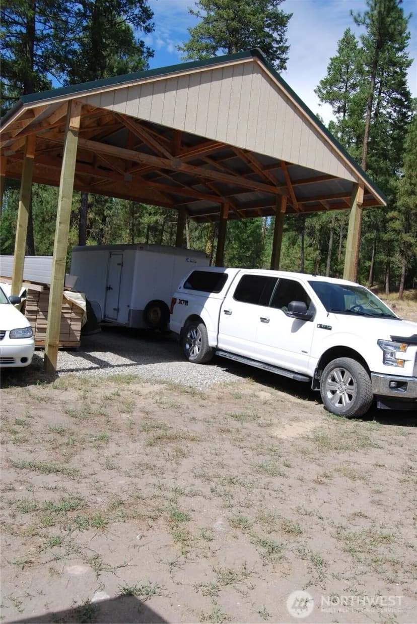 Property photo for 31 Summit Lake Rd, Tonasket photo 8