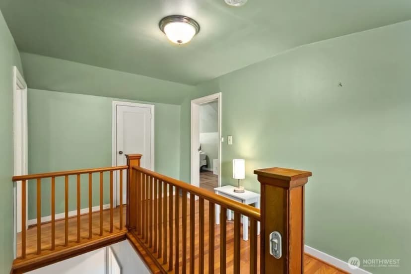 Property photo for 8445 30th Avenue Sw, Seattle photo 18