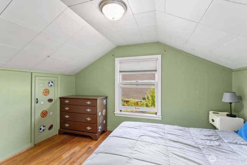 Property photo for 8445 30th Avenue Sw, Seattle photo 22