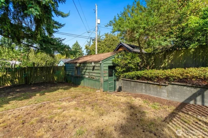 Property photo for 8445 30th Avenue Sw, Seattle photo 31