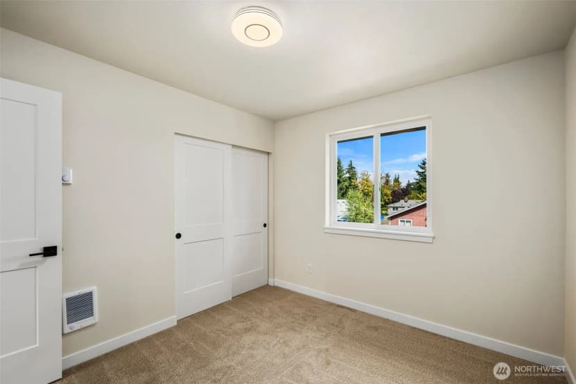 Property photo for 719 118th Street S, Tacoma photo 28