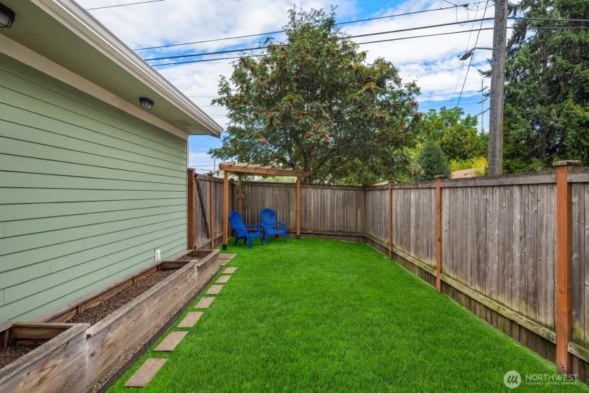 Property photo for 527 N 101st Street, Seattle photo 29