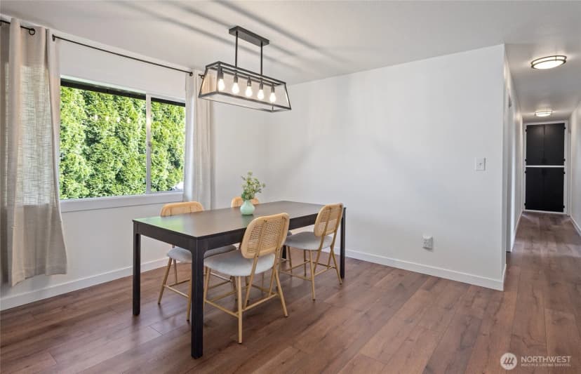 Property photo for 1305 Lake View Avenue, Snohomish photo 11