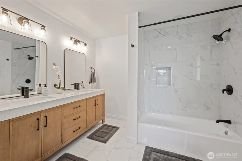 Property photo for 1305 Lake View Avenue, Snohomish photo 18