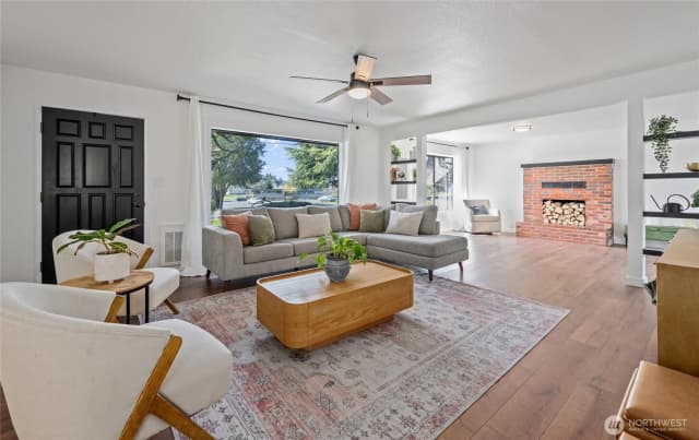 Property photo for 1305 Lake View Avenue, Snohomish photo 4