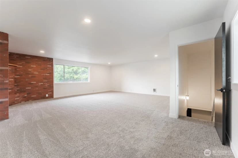 Property photo for 1305 Lake View Avenue, Snohomish photo 25