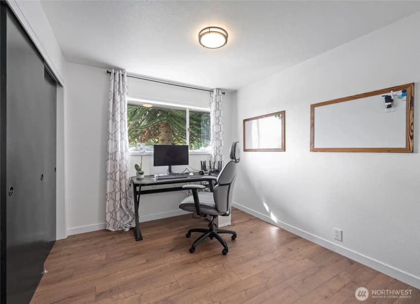 Property photo for 1305 Lake View Avenue, Snohomish photo 12