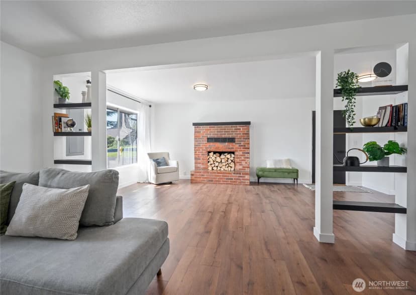 Property photo for 1305 Lake View Avenue, Snohomish photo 7