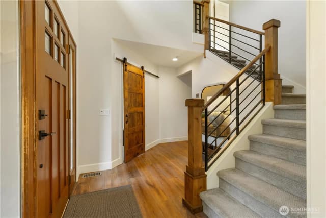 Property photo for 7623 114th Court Se, Newcastle photo 3