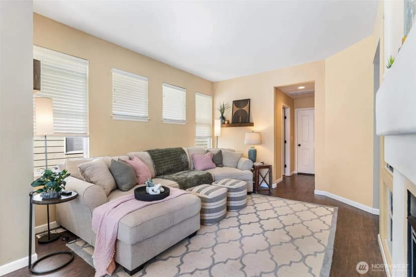 Property photo for 523 240th Ave Se, Sammamish photo 15