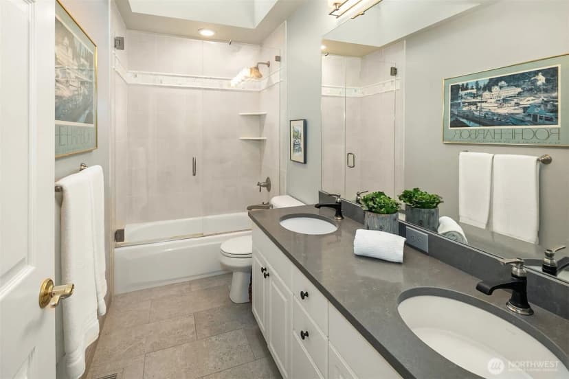 Property photo for 25723 Se 25th Way, Sammamish photo 24