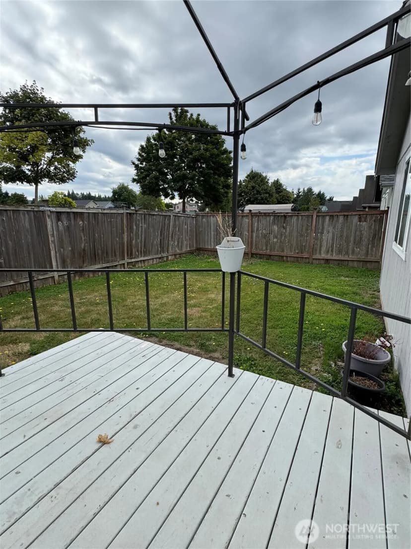 Property photo for 10429 59th Drive Ne, Marysville photo 16