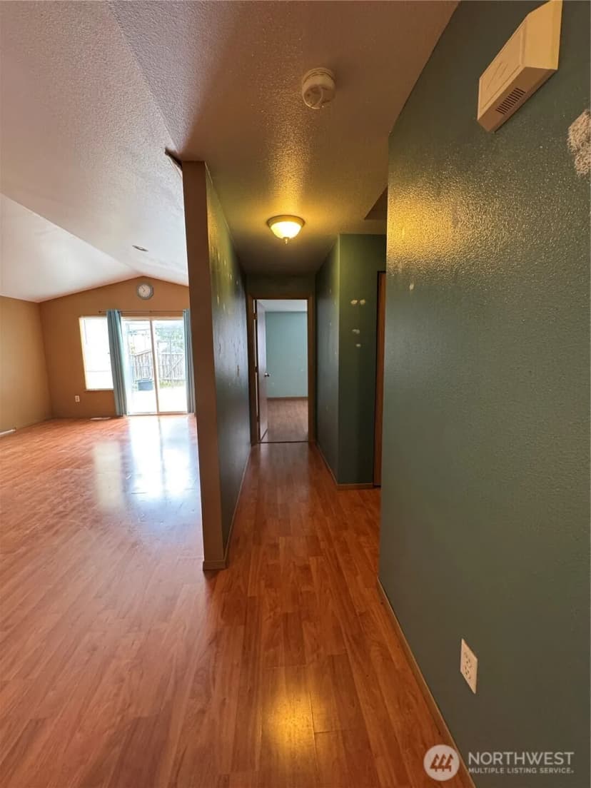 Property photo for 10429 59th Drive Ne, Marysville photo 9