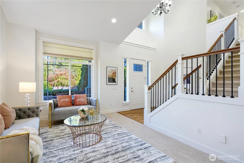 Property photo for 15607 88th Avenue Ne, Kenmore photo 5
