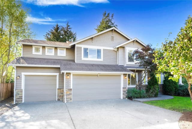 Property photo for 15607 88th Avenue Ne, Kenmore