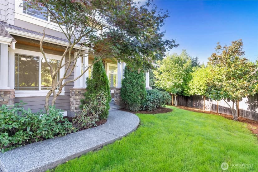 Property photo for 15607 88th Avenue Ne, Kenmore photo 33