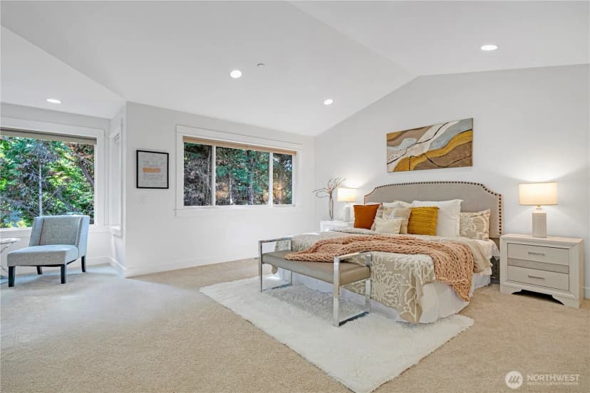 Property photo for 15607 88th Avenue Ne, Kenmore photo 19